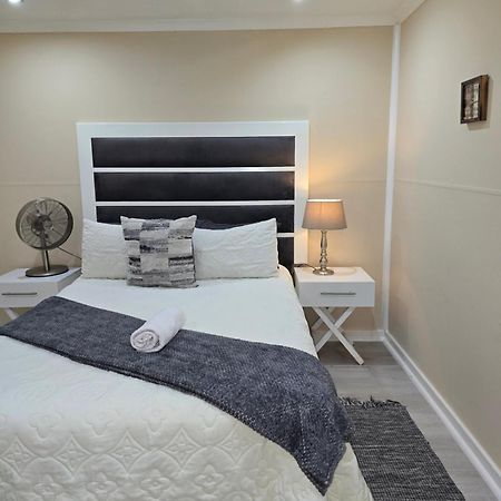 Cozy Cabin Midrand Esterno foto